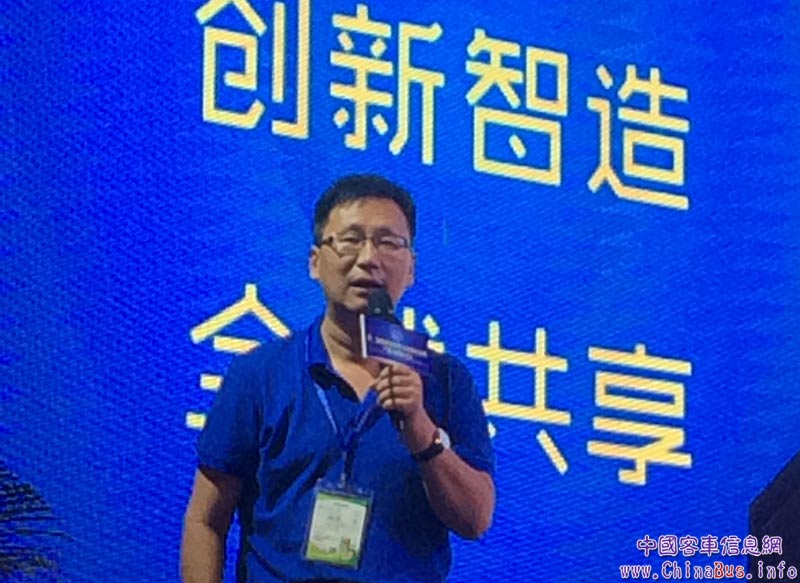 清華大學(xué)宋士吉教授以《數(shù)據(jù)驅(qū)動的故障預(yù)測、診斷方法及其在風(fēng)機狀態(tài)健康管理中應(yīng)用》為題做專題演講。宋士吉是清華大學(xué)自動化系教授、博士生導(dǎo)師，奧特院士工作站高級專家，中國大洋信息系統(tǒng)研究與建設(shè)領(lǐng)域責(zé)任專家，《自動化學(xué)報》和《模糊系統(tǒng)與數(shù)學(xué)》編委；曾獲教育部高等學(xué)校自然類二等獎，英國皇家工程院Distinguished VisitingFellowship獎、江蘇省科學(xué)技術(shù)（自然類）一等獎、黑龍江省科學(xué)