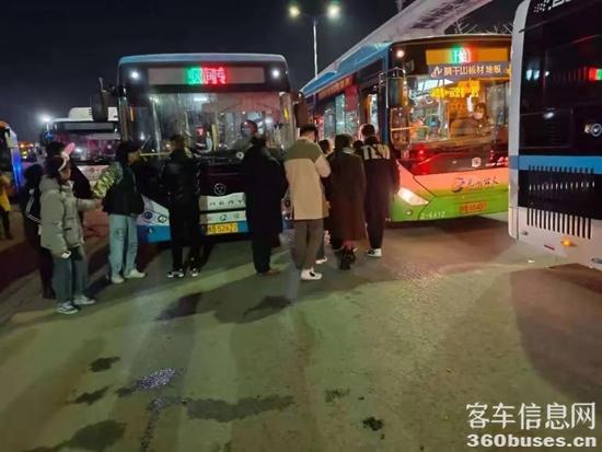 1609809367692317.jpg c2.jpg