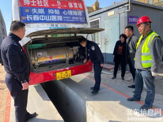 1617930199726357.png c1.png