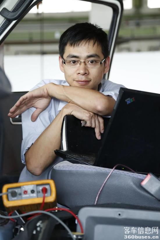 1618804918315127.jpg g2.jpg