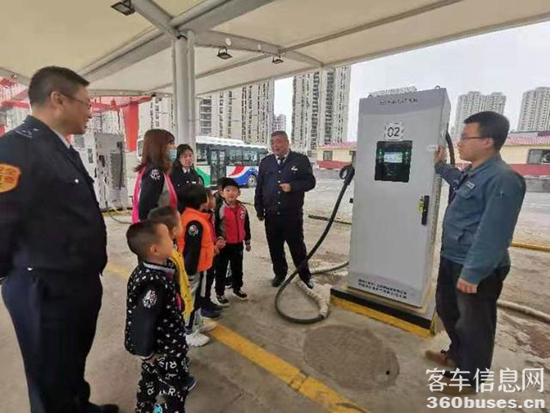 1618990370601908.png e3.png