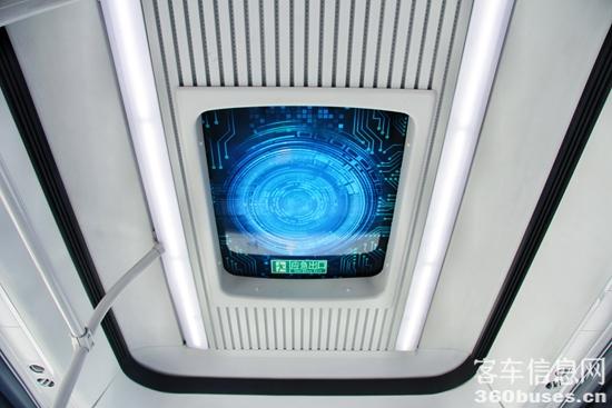 1618998627695696.jpg 內(nèi)飾2.jpg