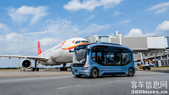 1626852807220355.png 宇通無人駕駛巴士進駐長沙黃花國際機場.png
