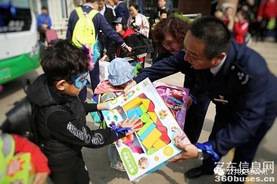 1648883447162044.jpg 4.jpg