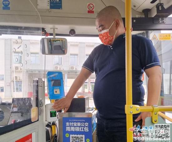 1650768419490595.jpg 6652264319280105257.jpg