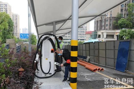 1653359243111320.jpg 2.jpg