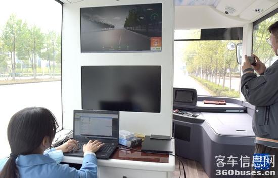 1665970399825641.jpg 1310668983_16653638508751n.jpg