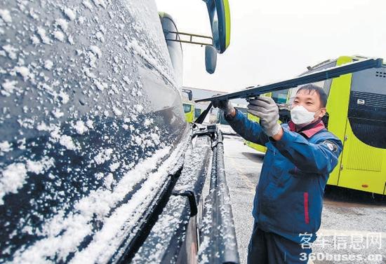 1675995198899359.jpg 1129352660_16759884582051n.jpg