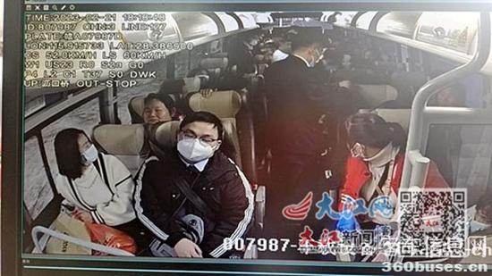 1677117995902199.jpg 00303708264_fb555760.jpg