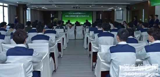 1679533813381555.jpg 2.jpg