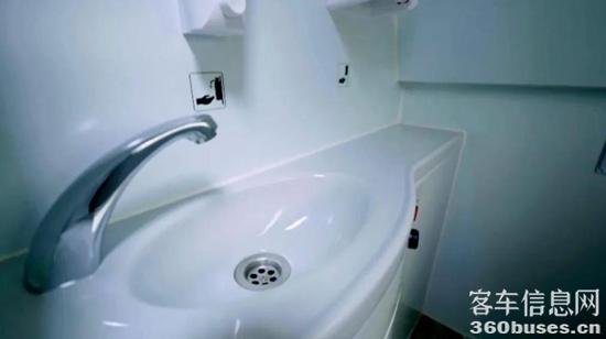 1690506494438398.jpg 8.jpg