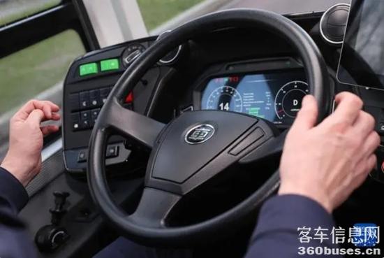 1695342105486868.jpg 3.jpg