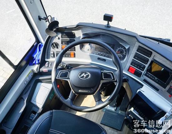 1701411164811775.jpg 4.jpg