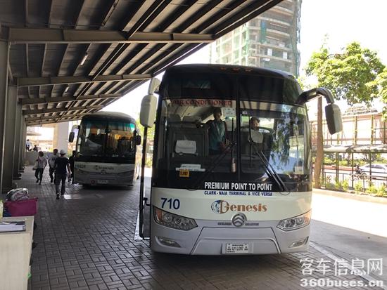 1702632512790213.jpg 3 在菲律賓當?shù)剡\營的金旅客車2.jpg