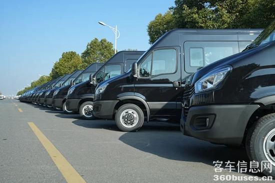 1704417448651793.jpg 5.jpg