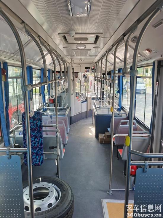 1713924411645528.jpg 4.jpg