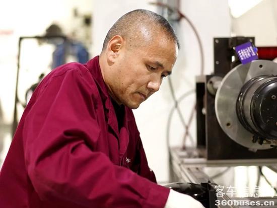 1714356484728305.jpg 2.jpg