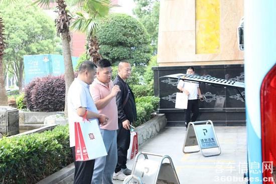 1716431529300809.jpg 15.jpg