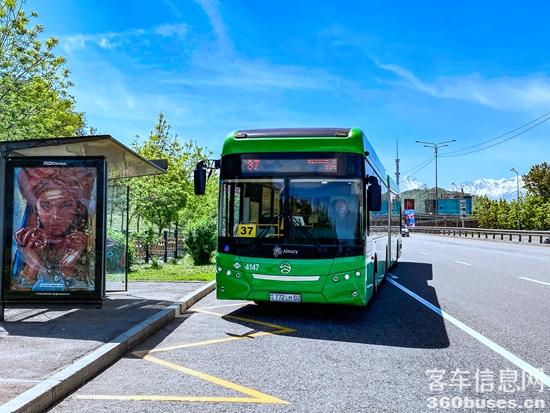 1721095302945945.jpg 2 哈薩克斯坦的金旅客車(chē).jpg