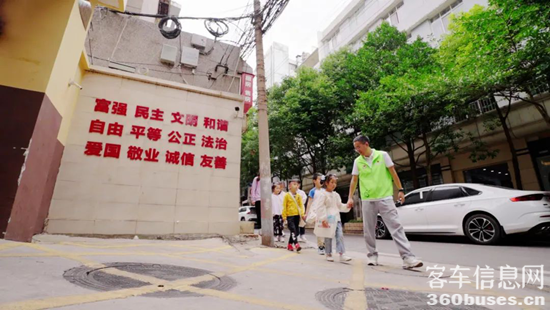 1722826679323542.png 3.png