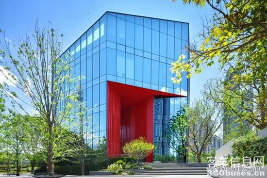 1722914075477473.png 6.webp.png