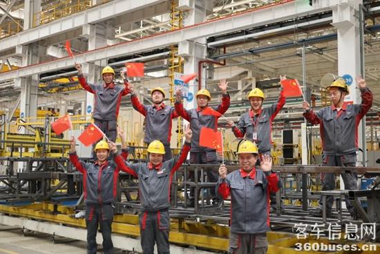 1728359368221718.jpg 2.jpg