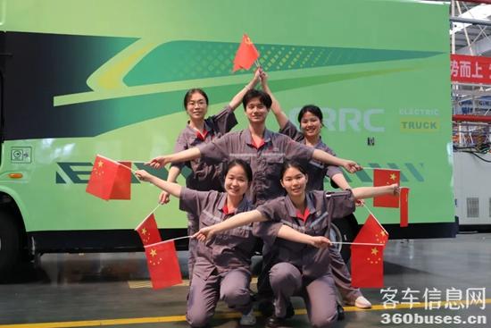 1728359415750776.jpg 4.jpg