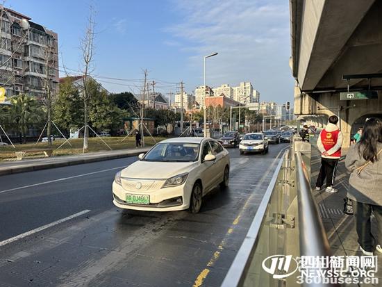 1740546471143852.jpg 2.jpg