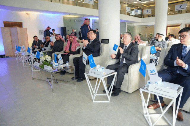 1740617204620680.gif 5.gif