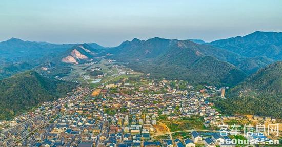 1740619693409536.jpg 2.jpg