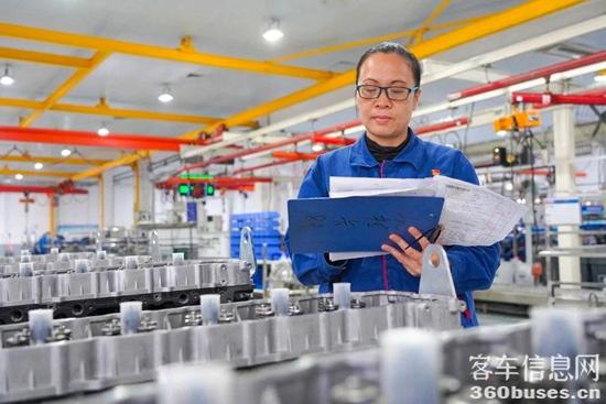 1742260699775192.jpg 3.jpg