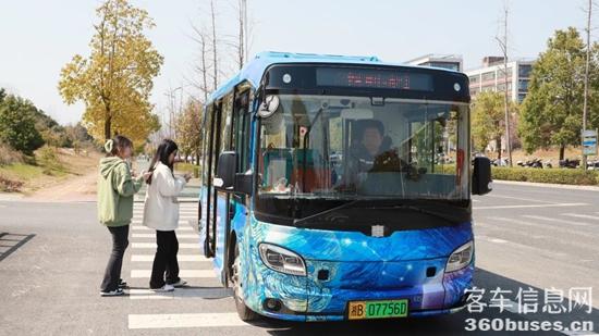 1742552019268605.jpg 2.jpg