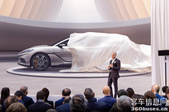 1744710372590537.png 1.png