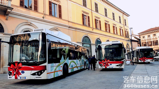 1744710381383071.png 2.png