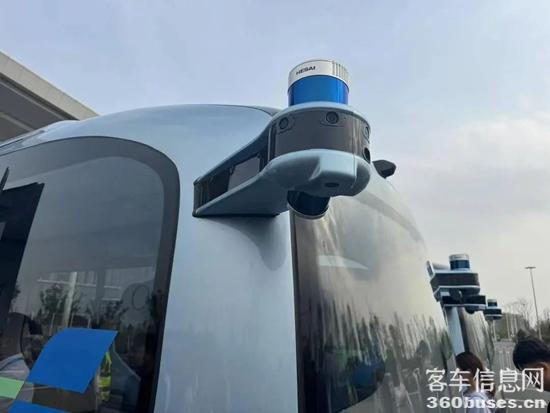 1745285437190325.jpg 4.jpg