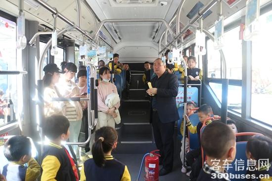 1745977419529318.jpg 2.jpg