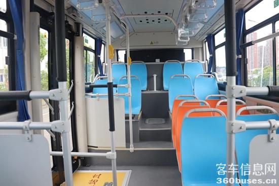 1747104906799042.jpg 2.jpg