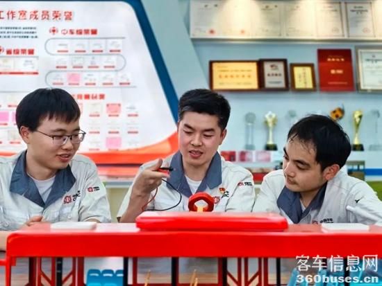 1748501156227901.jpg 3.jpg