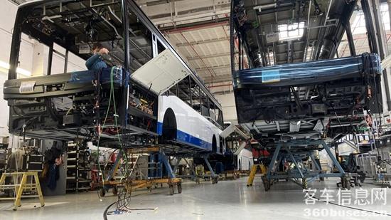 1748918223430416.jpg 2.jpg