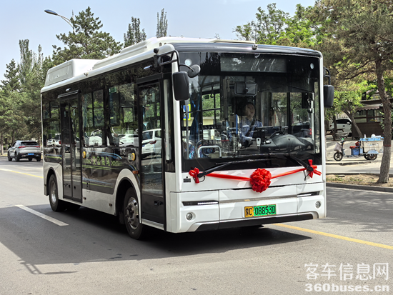 1749001886379418.png 2.png