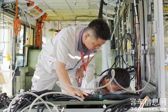 1750644565272769.jpg 3.jpg