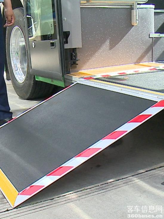 1753150401670967.jpg 2.jpg