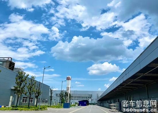 1753672534379026.jpg 3.jpg