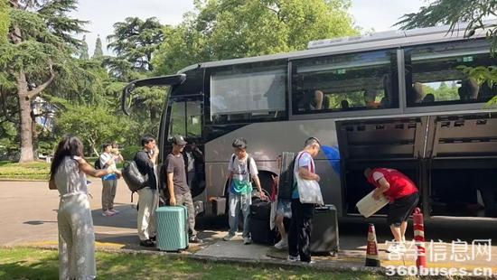 1753755549844630.jpg 6.jpg