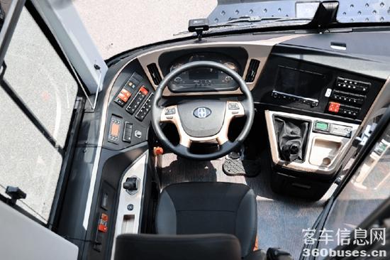 1753926541928955.jpg 3.jpg