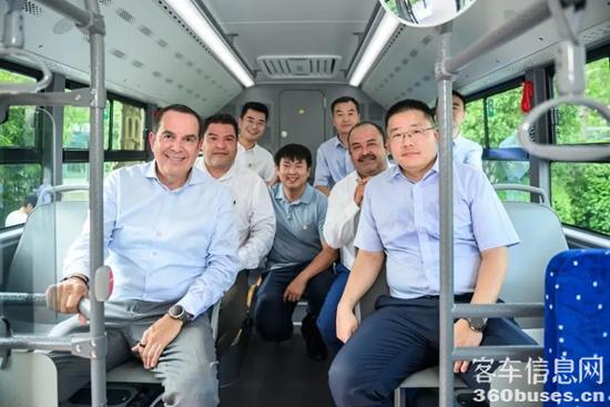 1754989109937116.jpg 6.jpg