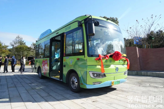 1 同安606公交線路上的北極星客貨郵公交.png