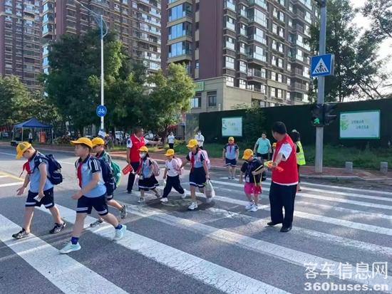 1756865080171962.jpg 1.webp.jpg