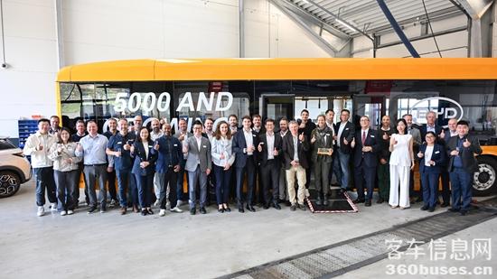 1757577079984649.jpg 2.jpg