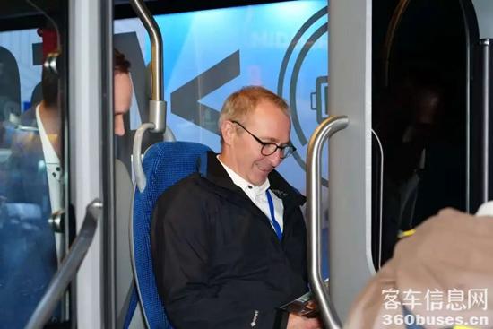 1759979262544181.jpg 640 (9).jpg